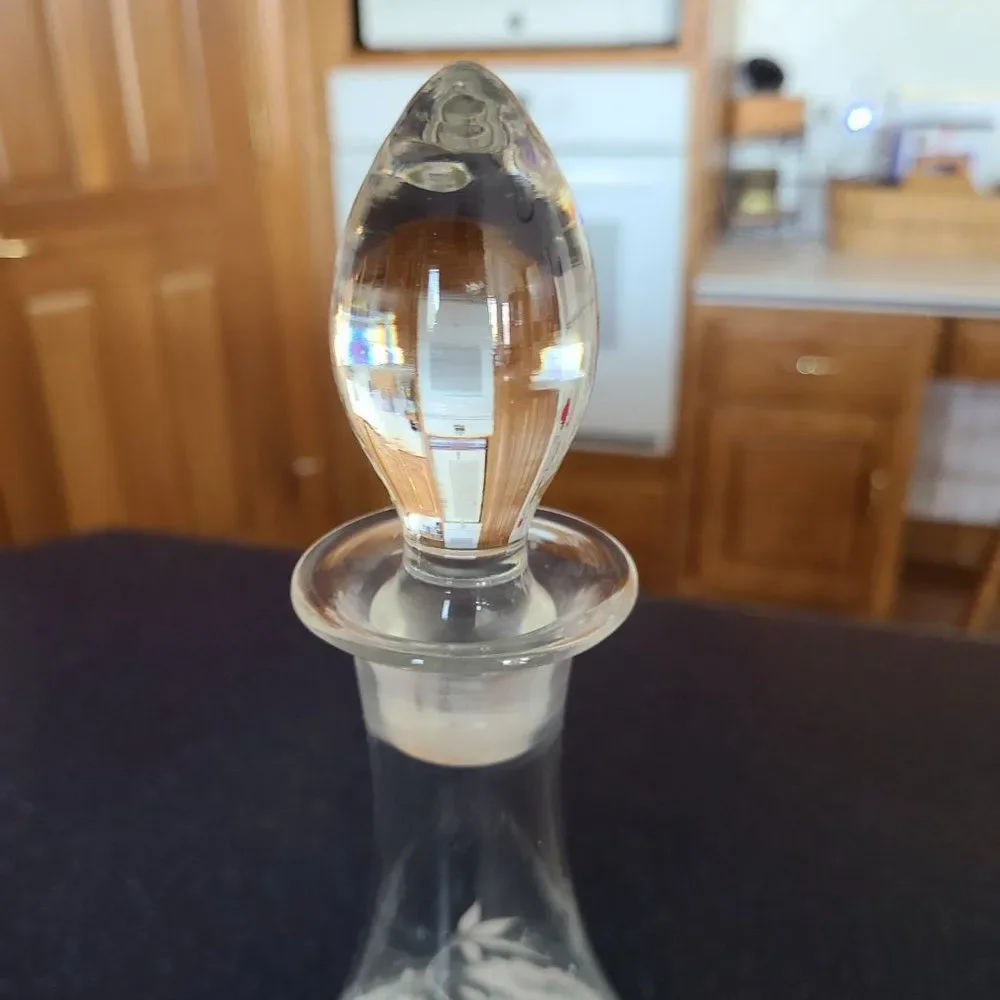 Javit Crystal Wine Decanter Made In Turkey Etched Floral Glass Barware